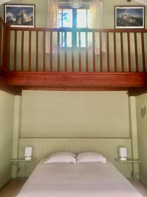 Domaine Du Lampy-Neuf Hotel Saissac Buitenkant foto
