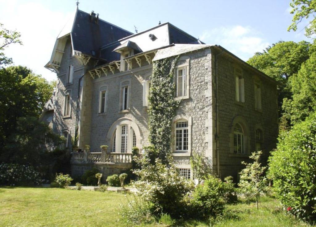 Domaine Du Lampy-Neuf Hotel Saissac Buitenkant foto